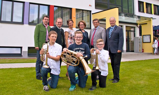Sanierung abgeschlossen: NMS Kirchschlag feiert