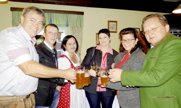Wieder „Auftischt“ in St. Peter