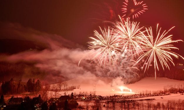 Feuerwerk mit Tradition in St. Corona