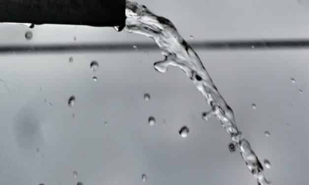 Wasserrohrbruch im Urlaub