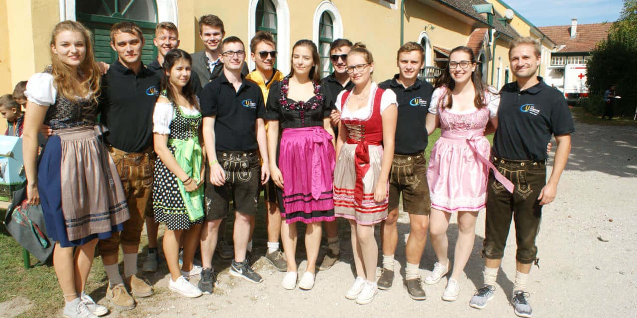 Bezirkserntedankfest  in Lanzenkirchen