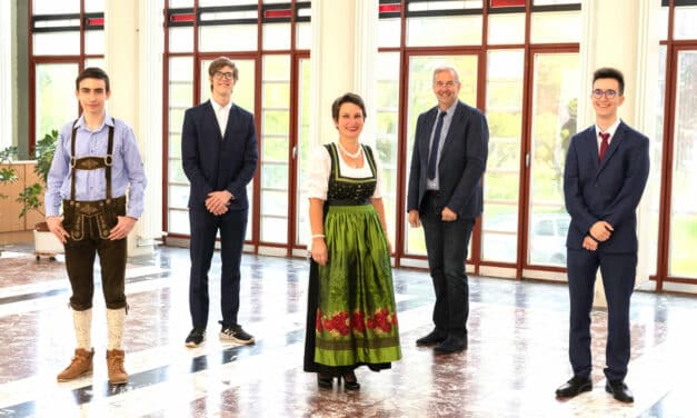 Chemieolympiade und Märchenprojekt