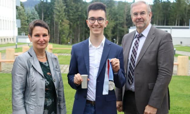 Silbermedaille bei Chemieolympiade