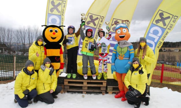Kleine Skistars im Rennfieber