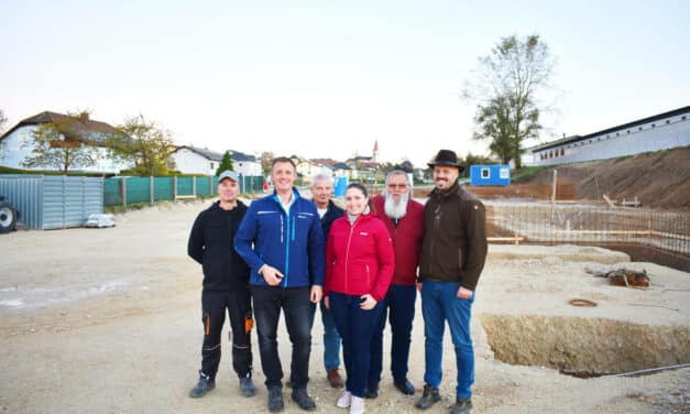 Baustellen im Dreierpack in Hochwolkersdorf