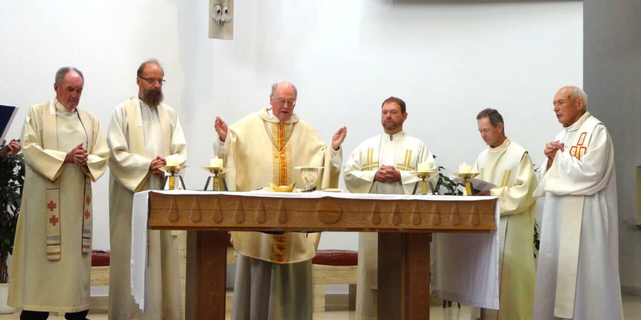 Premiere für Absolvententreffen in Sachsenbrunn