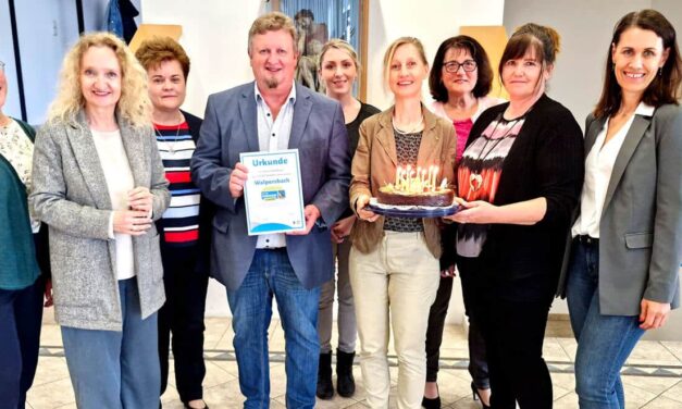Stolz auf 10 Jahre Fairtrade-Gemeinde