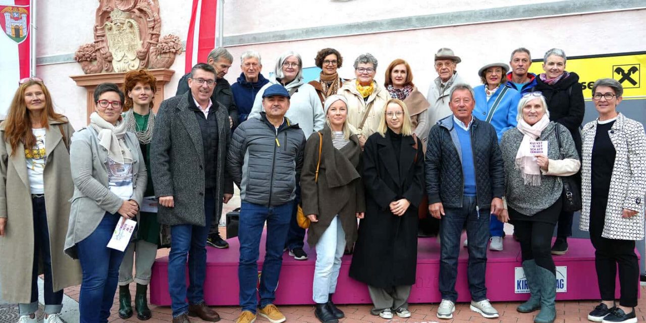 Premiere in Kirchschlag: „Kunst x Wirtschaft“