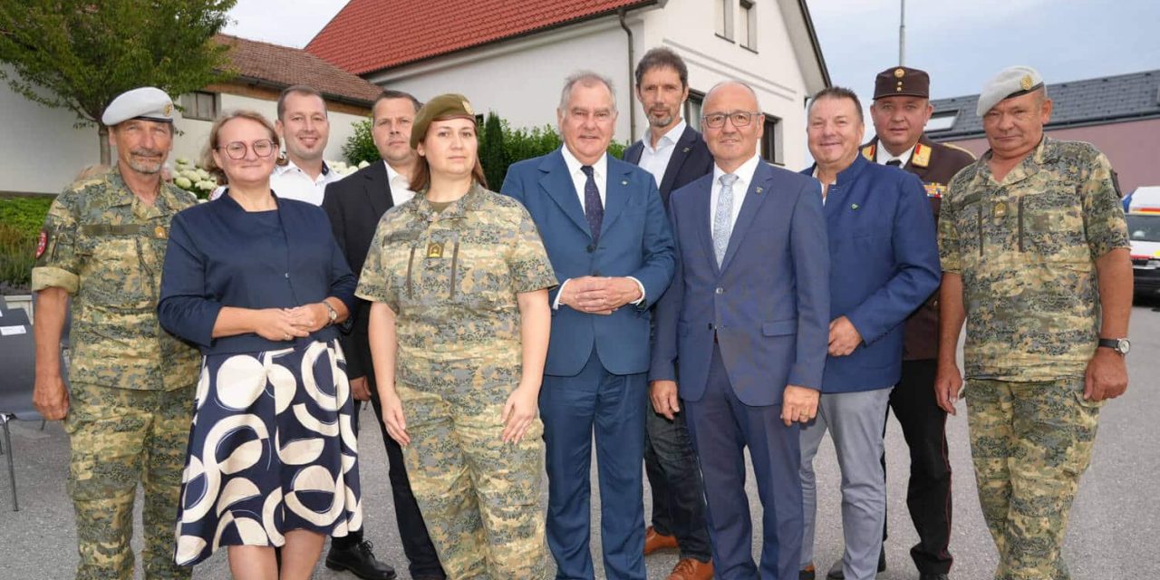 Feierliche Angelobung von 49 Soldaten in Wiesmath