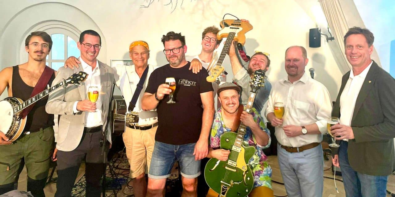 „Freiherr von Joksch“: Grillfest zum Zweijährigen