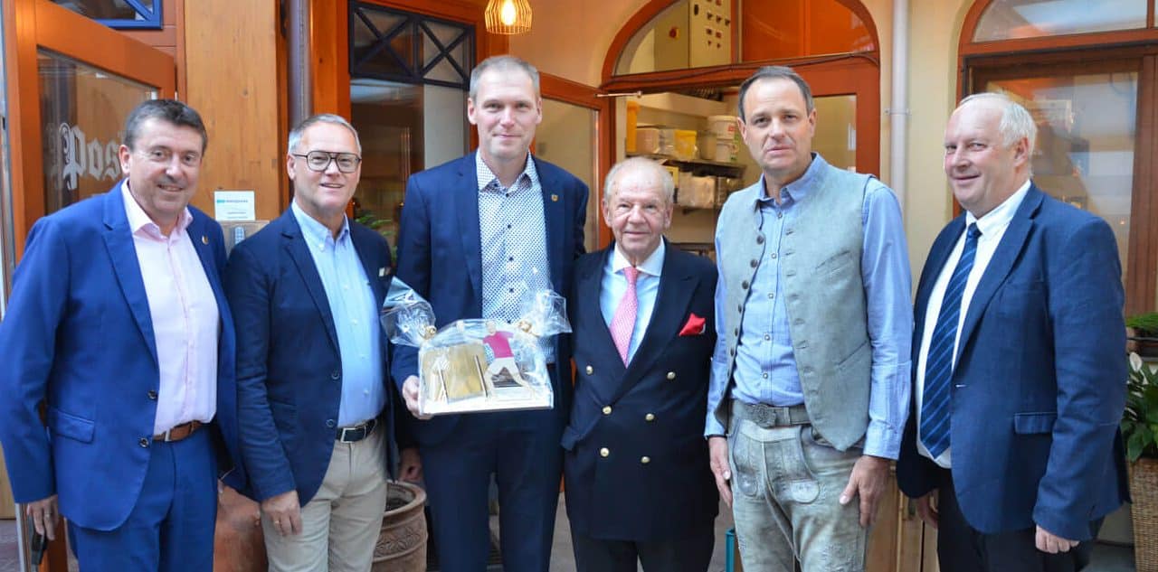 Hönigwirt: Beste Stimmung zum 80. Geburtstag