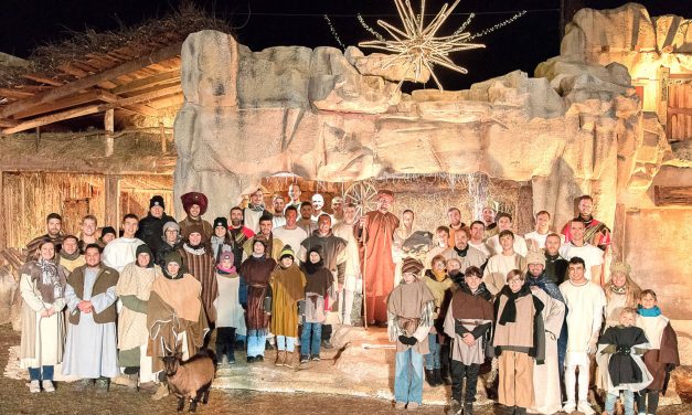 Cenacolo: Krippenspiel für den guten Zweck