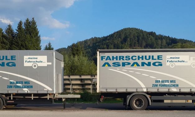 Fahrschule Aspang: Volle Fahrt voraus!