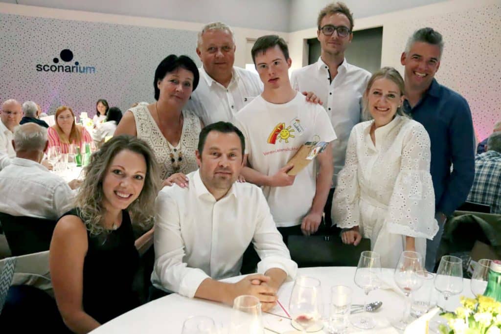 Großer Erfolg für Lebenslicht-Spendengala 1 PHOTO 2026 07 12 19 30 17