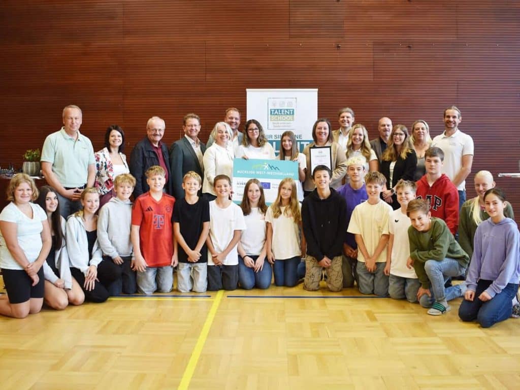Drei Schulen sind nun offiziell „Talent School“ 1 Talent School Aspang edited